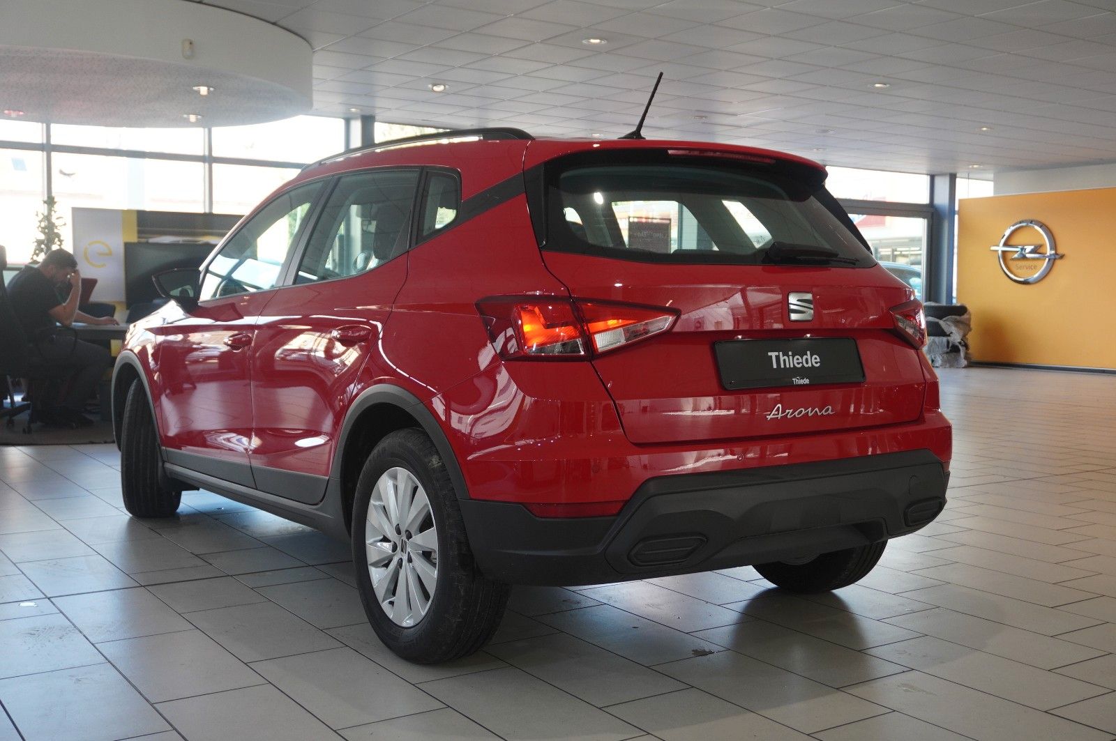 Fahrzeugabbildung SEAT Arona 1.0 TSI STYLE DSG NAVI/VIRTU./SHZ/PDC/DAB+