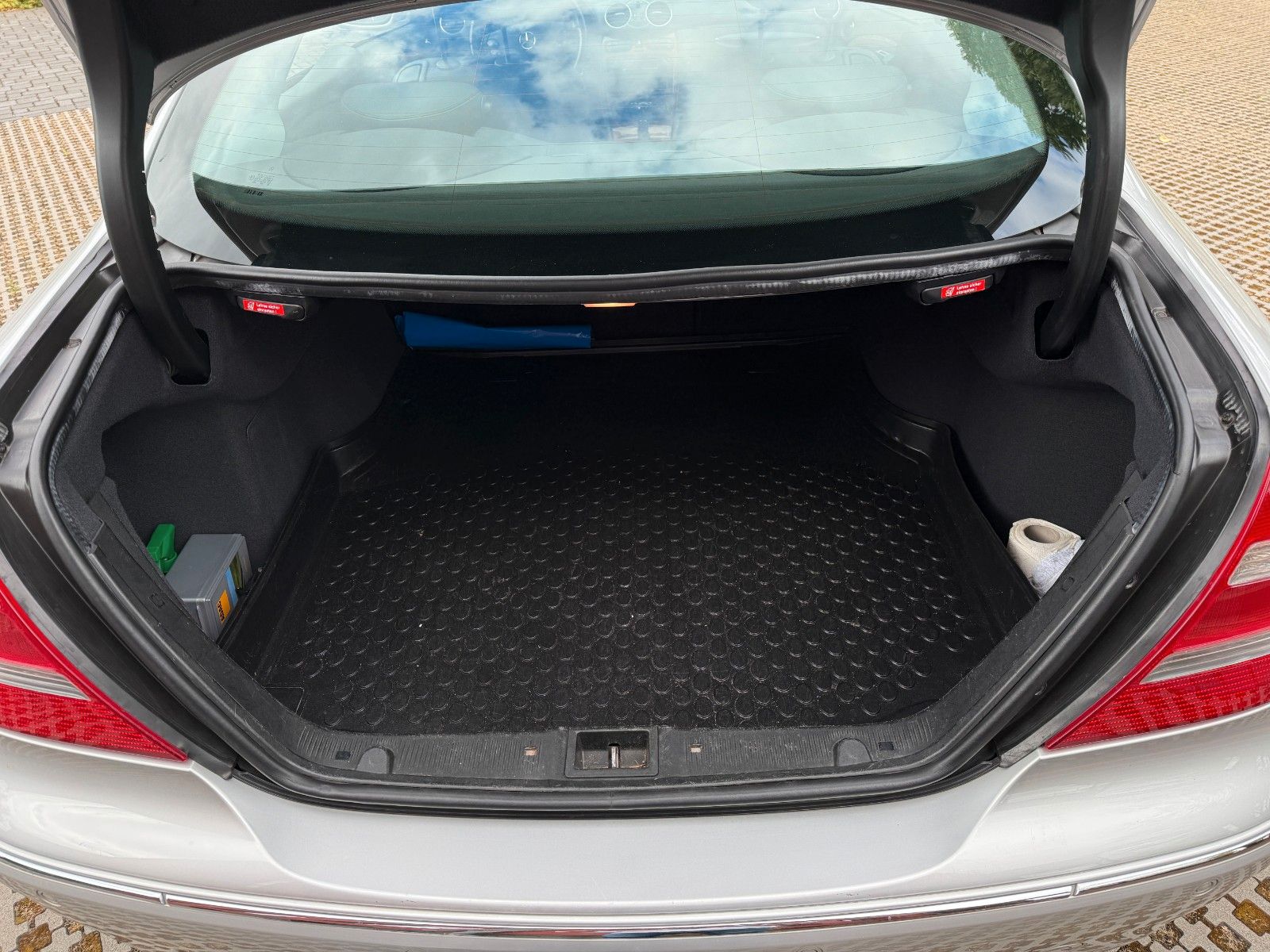 Fahrzeugabbildung Mercedes-Benz CLK 320