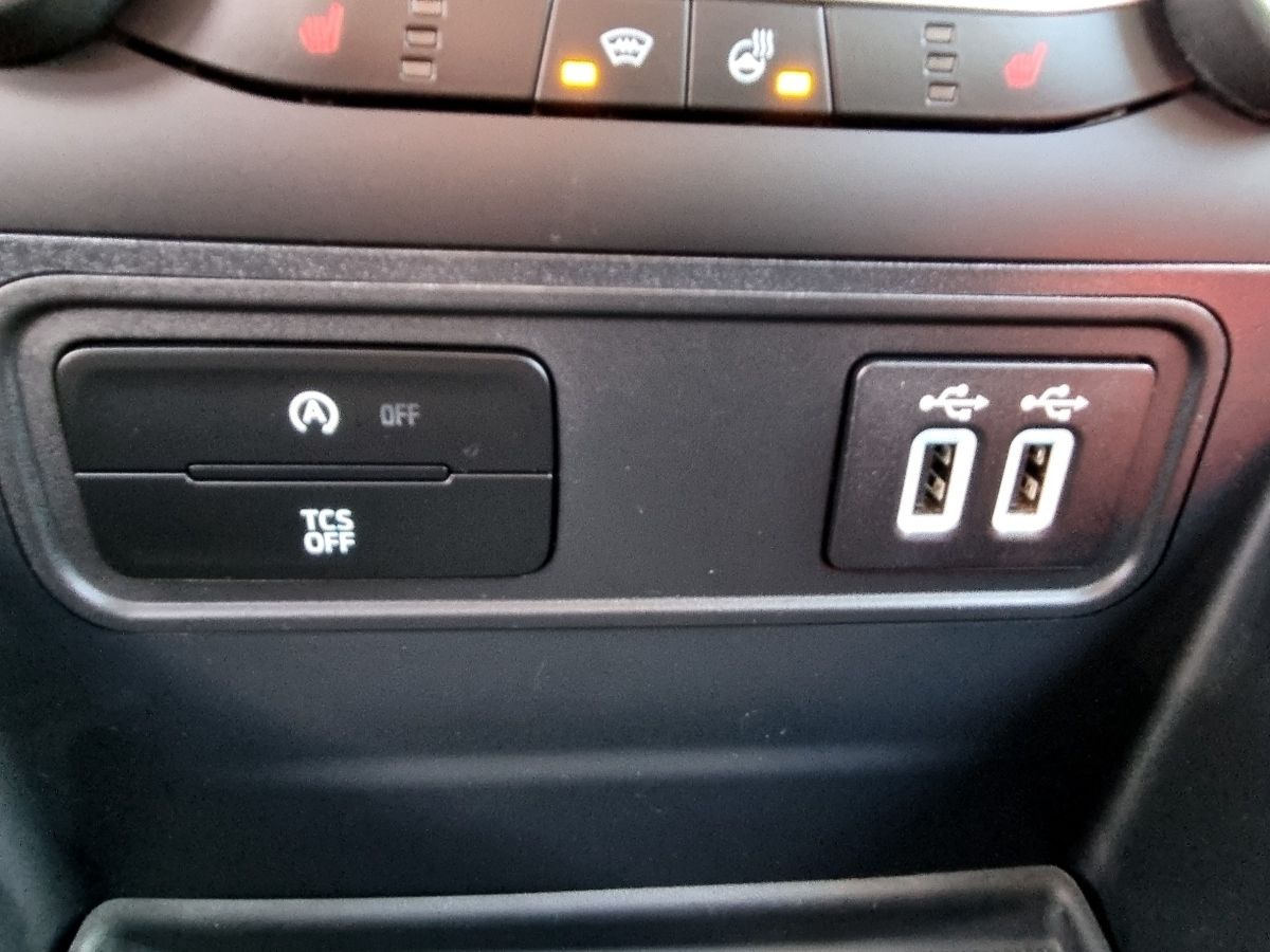 Fahrzeugabbildung Ford EcoSport 1.0 EcoBoost ST-Line