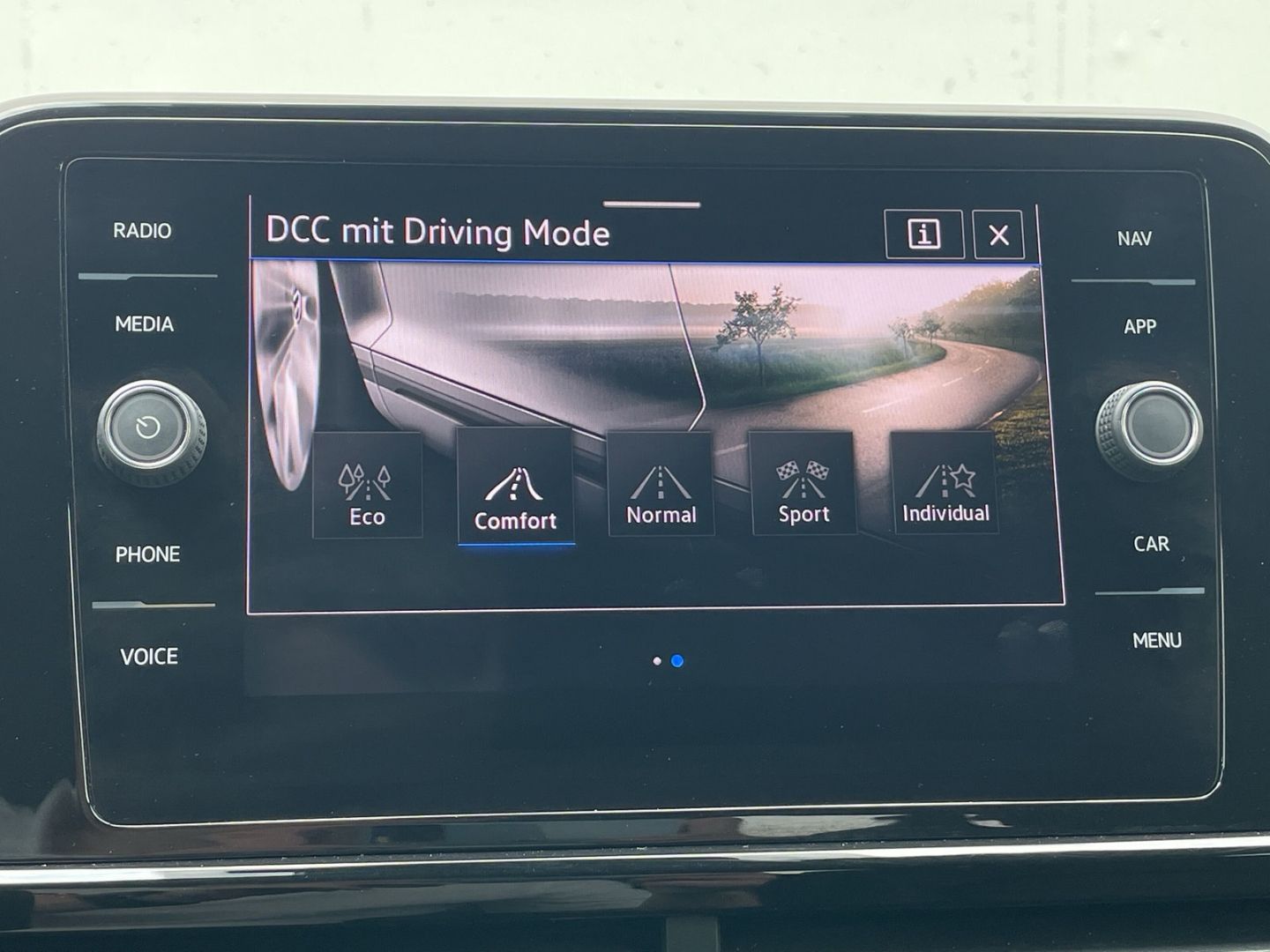 T-Roc 2.0TSI DSG R-Line 4Motion Matrix/LEDER/DCC