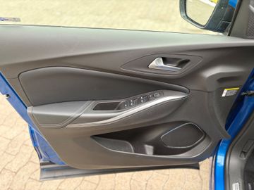 Bild 5 Opel Grandland (X) Grandland X Dynamic +KAMERA+SHZ+PDC+LHZ+CARPLAY