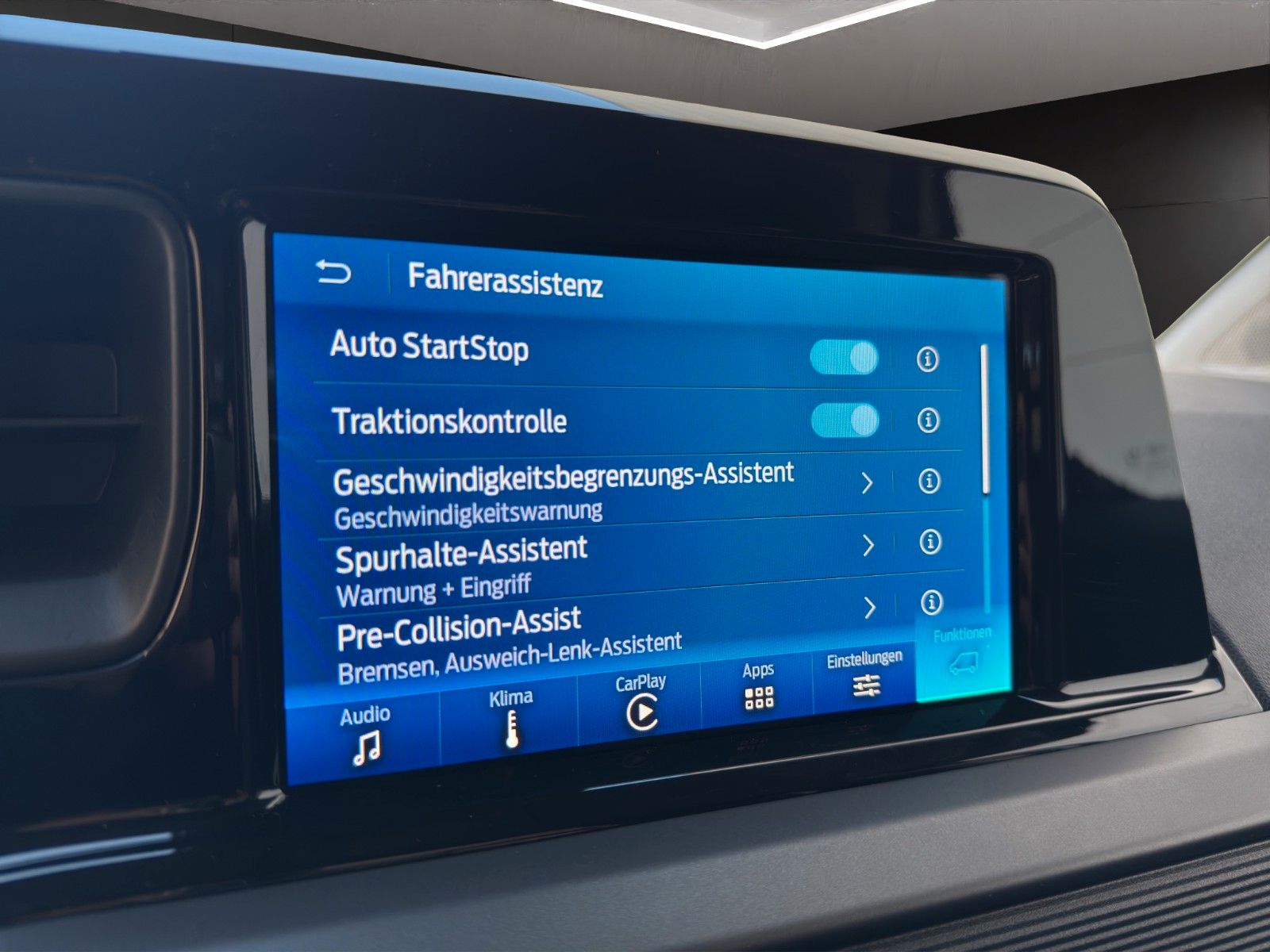 Fahrzeugabbildung Ford Transit Courier Allwetter/Tempomat/MwSt