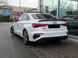 Audi S3 Lim. Quat Matrix/Pano/HUD/B&O/Massage/Carbon - Audi S3 in Frankfurt (Main)