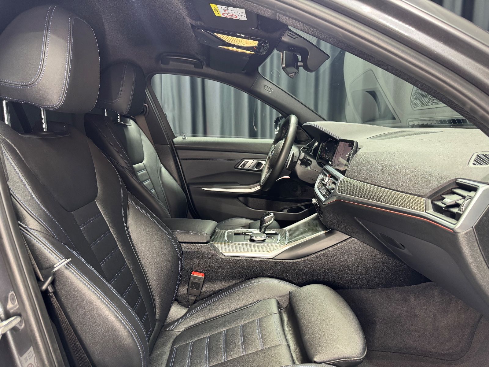 Fahrzeugabbildung BMW M340i Touring xDrive|LASER|HEAD-UP|AHK|ACC|