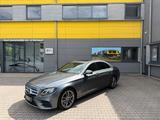 Mercedes-Benz E 300 AMG/SCHIEBEDACH/LED/NAVI/KAMERA/SHZ* - Mercedes-Benz E 300: Limousine