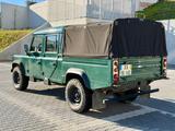 Land Rover Defender 130 Td5 Crew Cab  - Land Rover Defender: Crew Cab