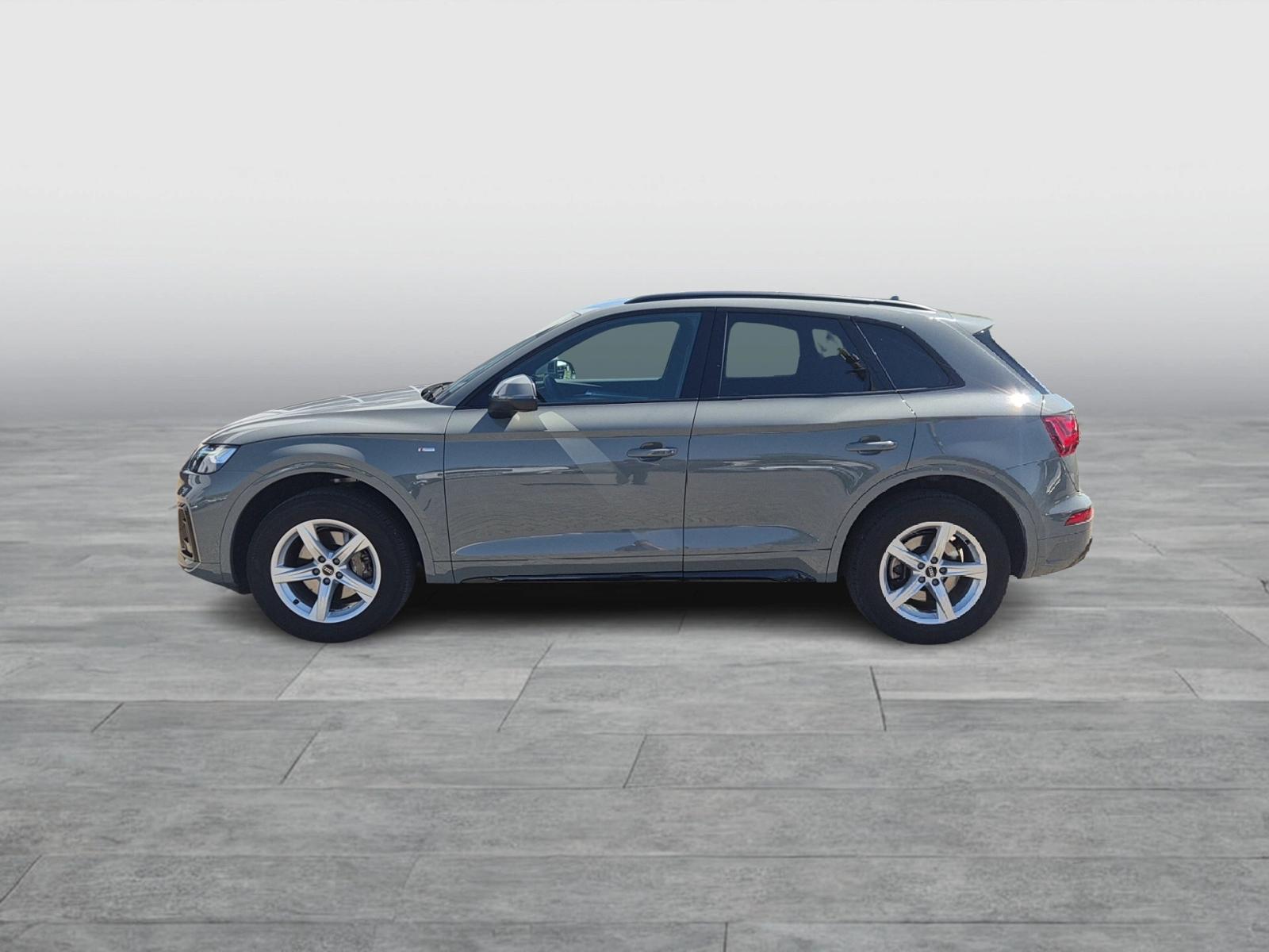 Audi Q5 40 TDI S tronic quattro S line AHK MATRIX KLI