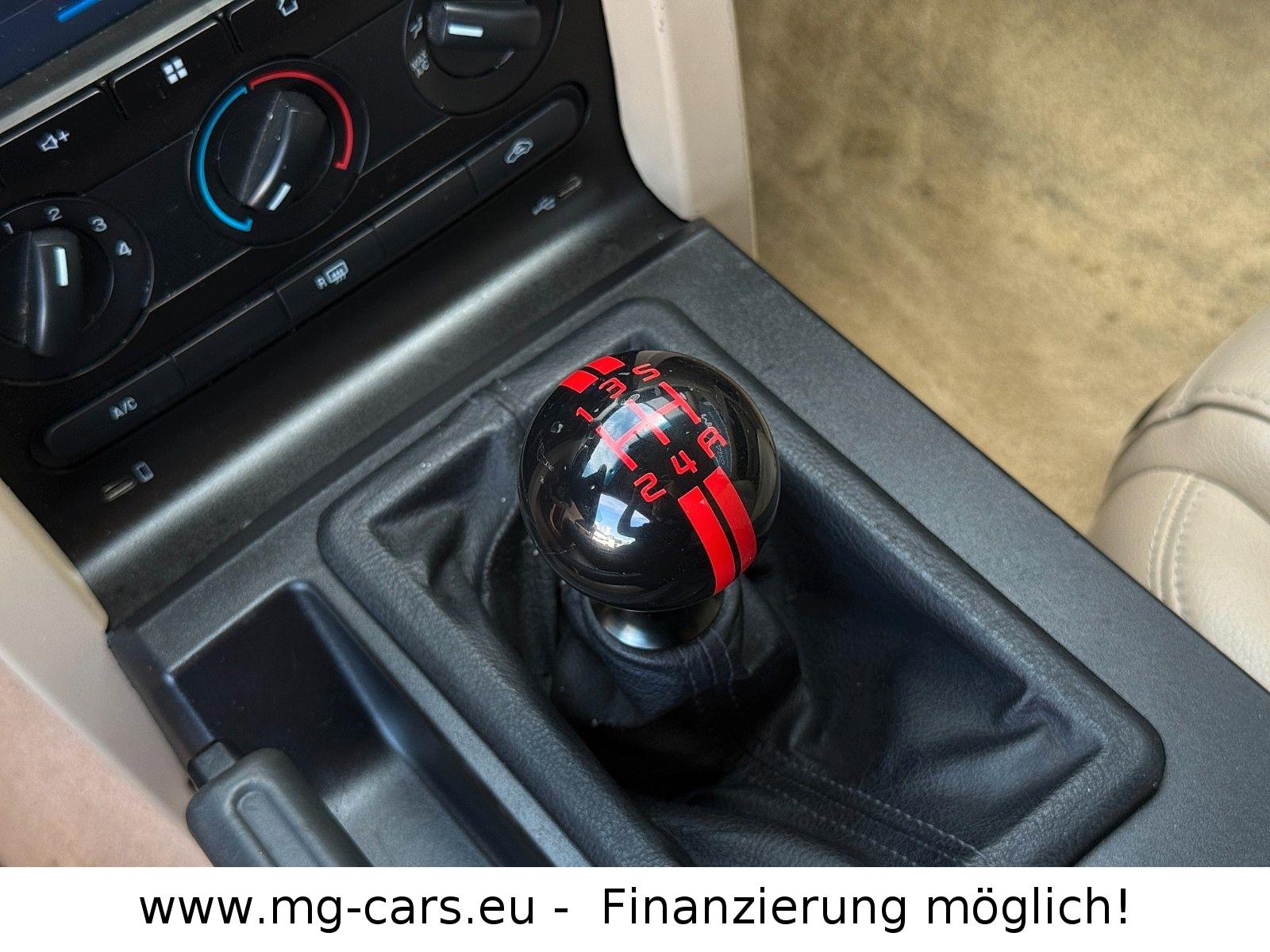 Ford Mustang 4.6 GT~V8~Coupe~Handschalter~Tüv 05.2027