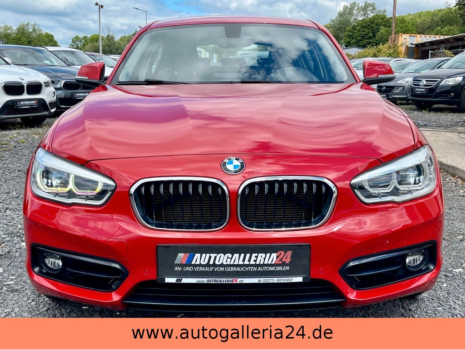 Fahrzeugabbildung BMW 120d xDrive SPORT LINE Sport-Aut Navi LED Kamera