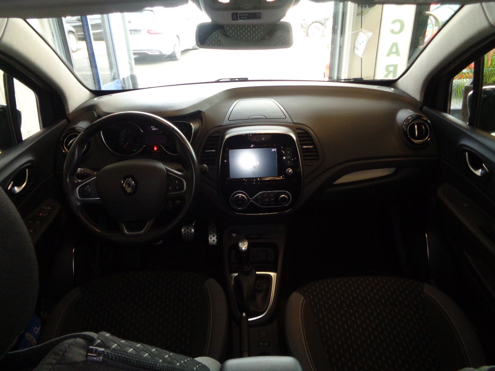 Fahrzeugabbildung Renault Captur Collection / LED / NAVI/KAMERA/SCHECKHEFT