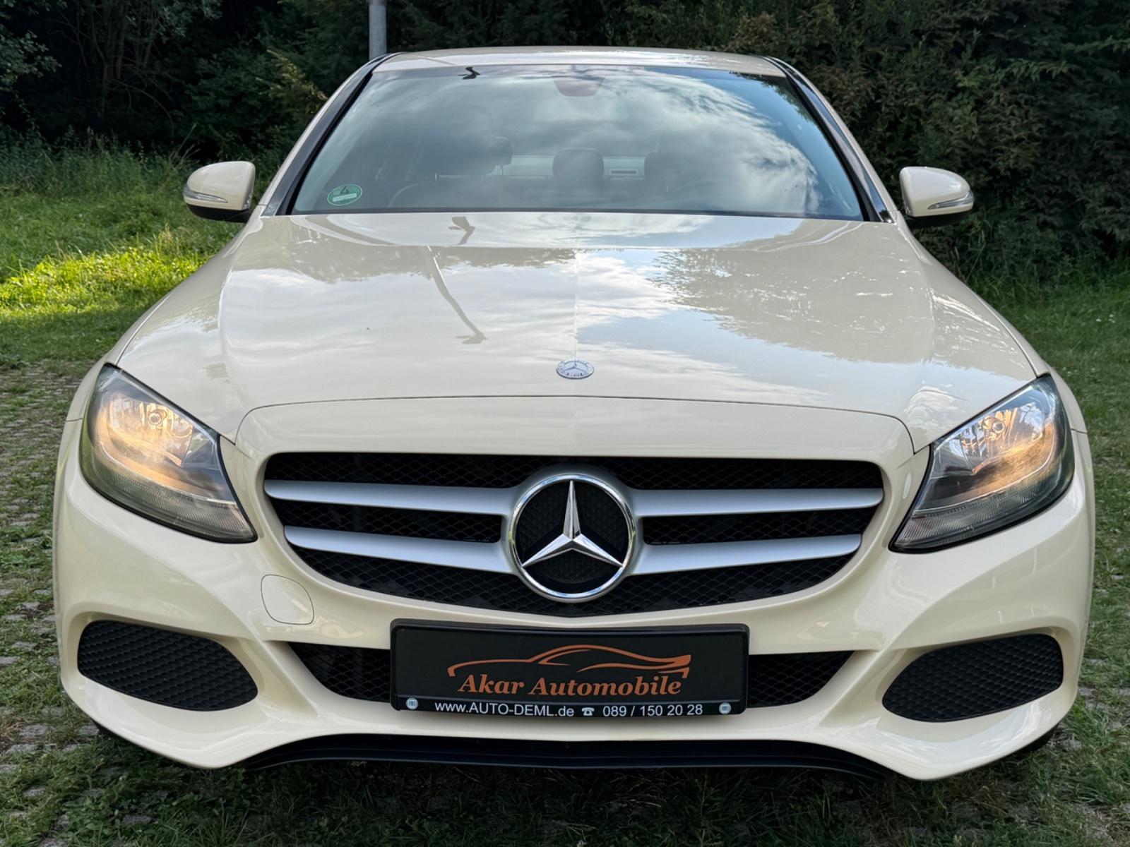 Mercedes-Benz C220d Lim. *Avantgarde *Leder *Navi *Kamera *SHZ