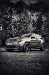 Jeep Grand Cherokee 6.4l V8 HEMI SRT Automatik SRT