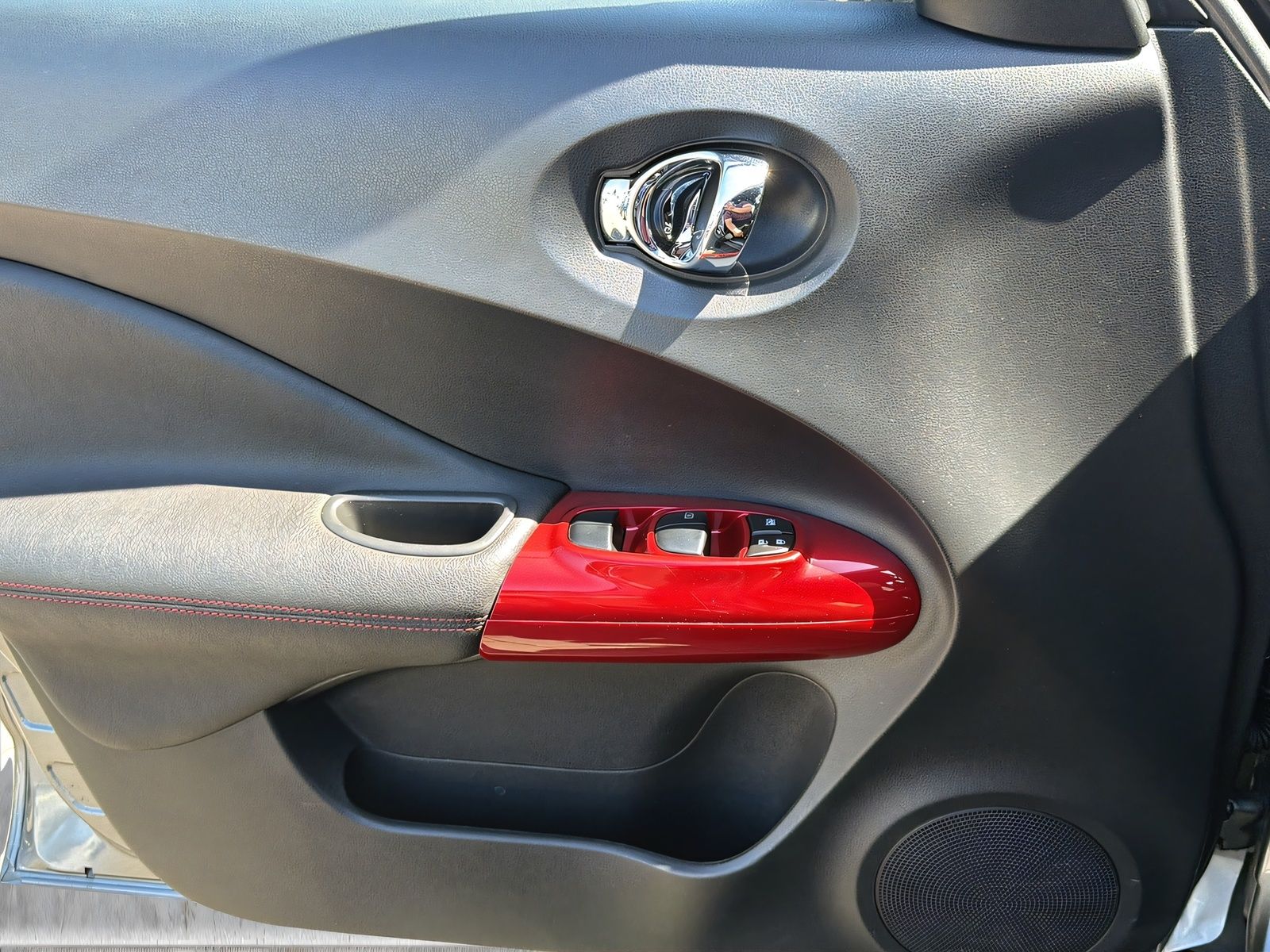 Fahrzeugabbildung Nissan Juke 1.2 16V TEKNA LEDER 360° KAMERA DAB NAVI