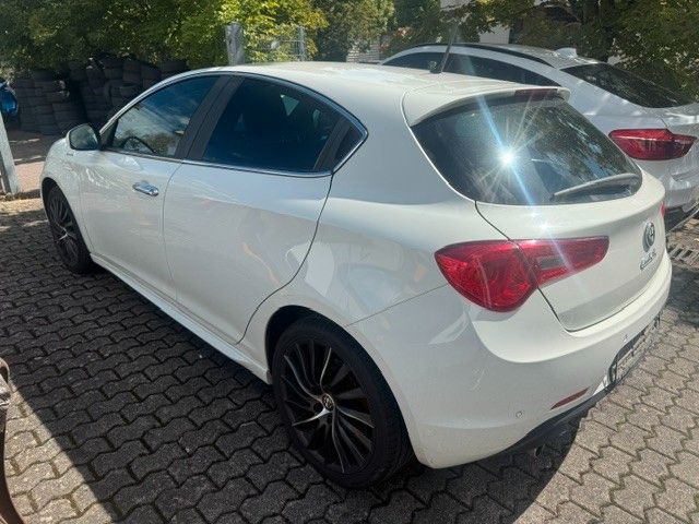 Fahrzeugabbildung Alfa Romeo Giulietta Turismo Sportiva LEDER