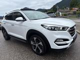 Hyundai Tucson Premium  2.0Ltr-136kW CRDi 4WD - Hyundai TUCSON: 2.0