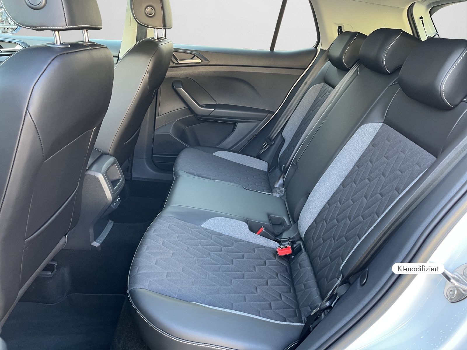 Volkswagen T-Cross - Bild 15