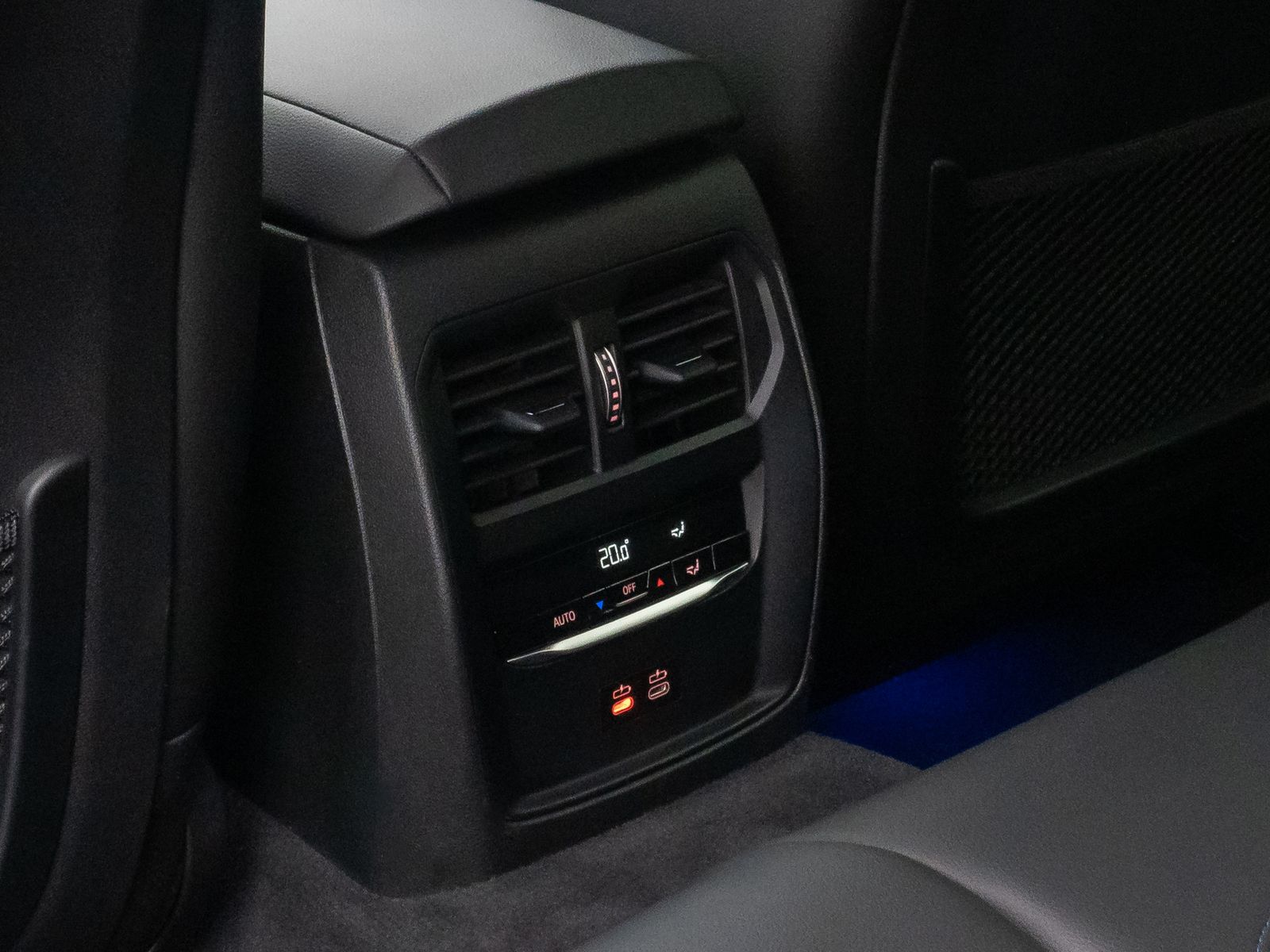 Fahrzeugabbildung BMW 320i M Sport Individual Komfort Laser AHK 19Zoll