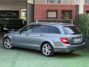 Mercedes C 220 - 4