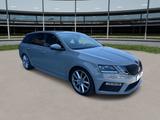 Skoda Octavia Combi RS 4x4+DSG+Standheizg.+AHK+GSD+SHZ - Skoda Octavia mit Diesel-Antrieb: Allradantrieb