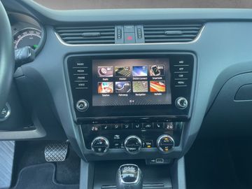 Skoda Octavia Combi III 2.0 TDI DSG Soleil NAVI ALU