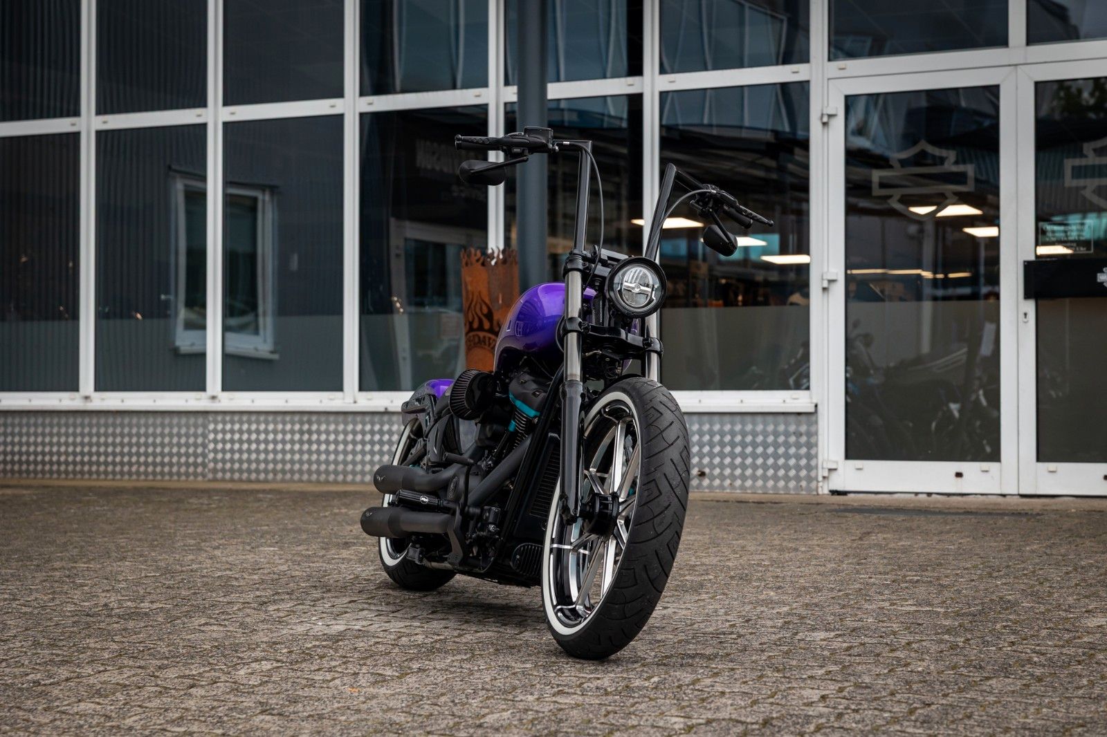 Fahrzeugabbildung Harley-Davidson FXBB STREET BOB SOFTAIL - PENZL V 2 - 128 CUI