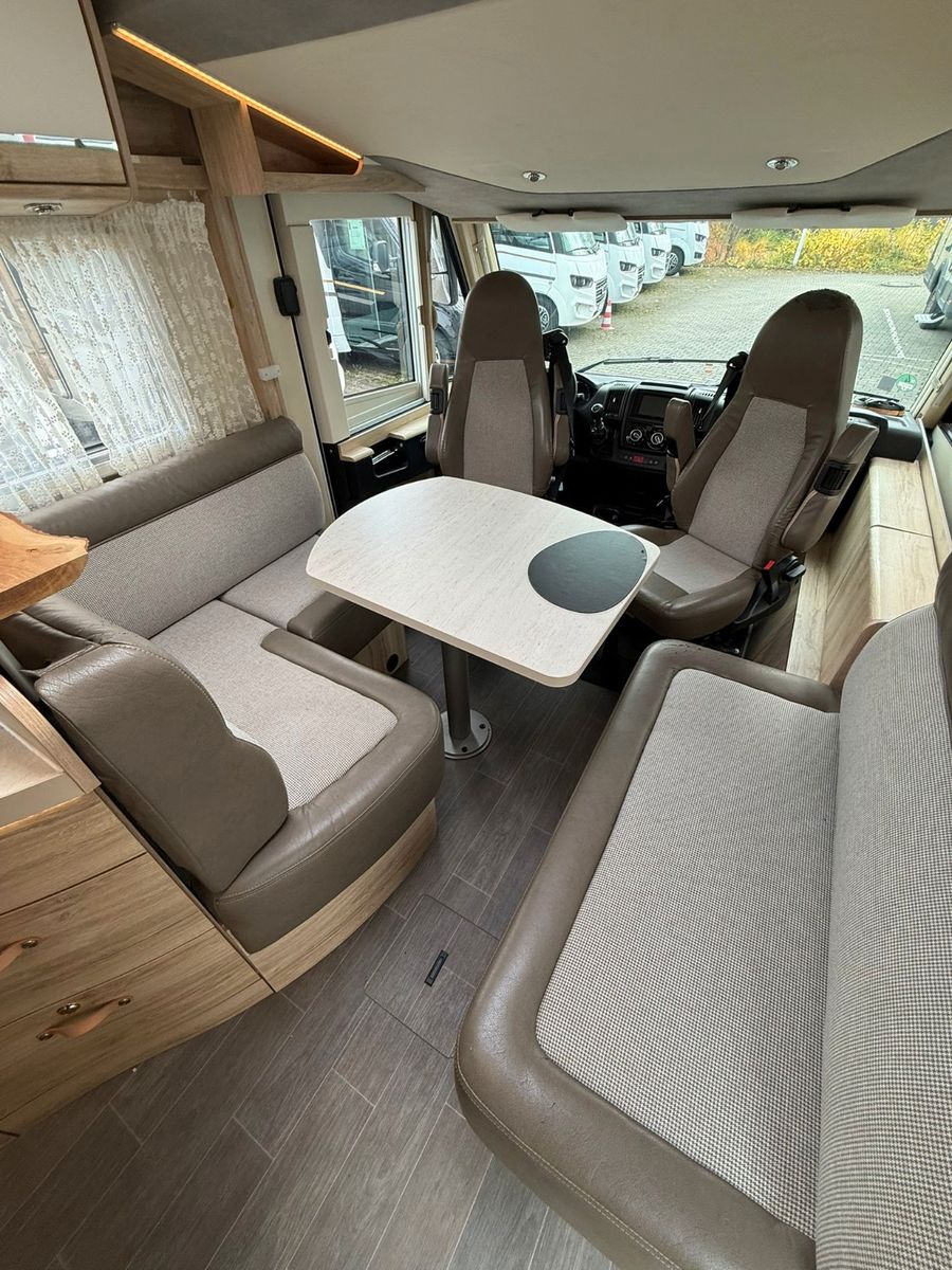 Fahrzeugabbildung Eura Mobil Integra Line 675 SB *Jung gebrauchter*