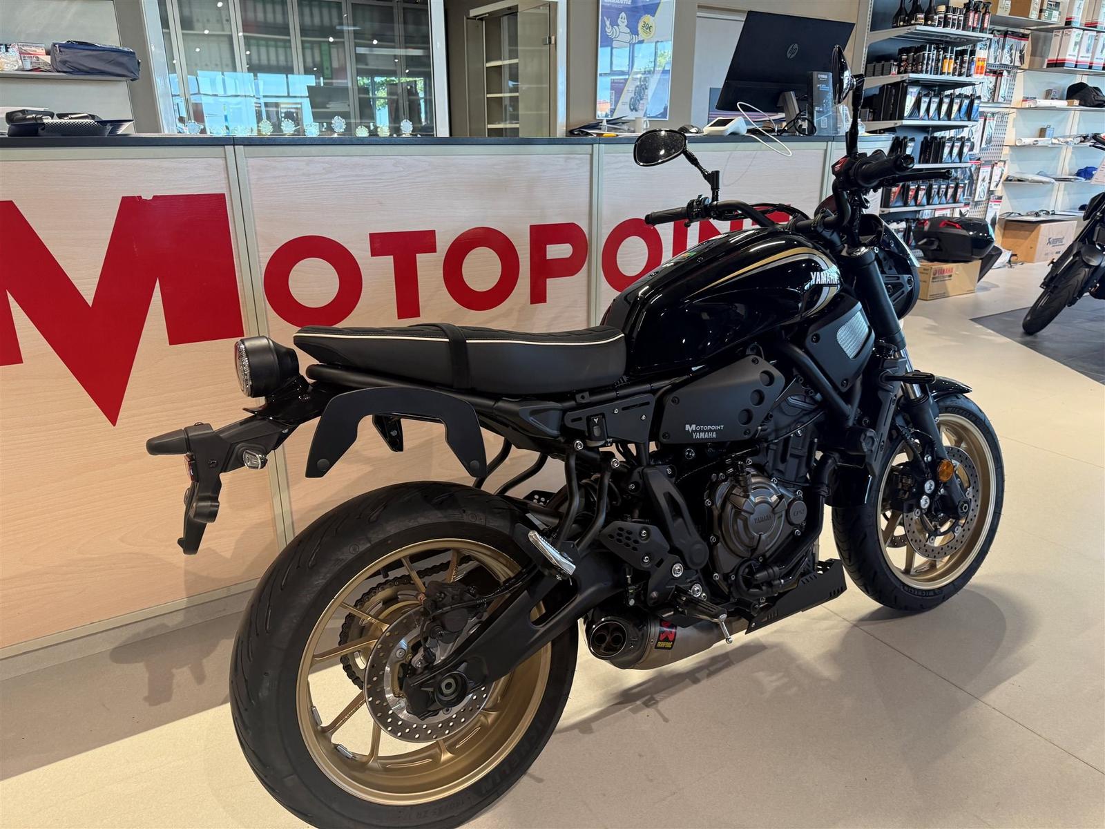 Yamaha XSR700 inkl. Akrapovic uvm