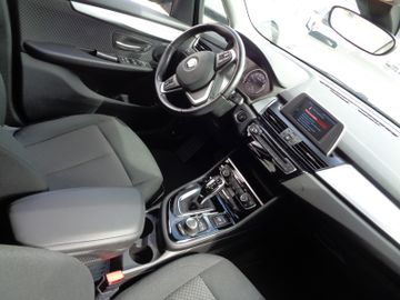BMW 218 Active Tourer - 12