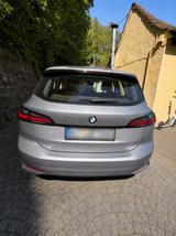 BMW Garantie | LED | Navi | Kamera | 1. Vorbesitzer - BMW 218 Active Tourer in Wuppertal