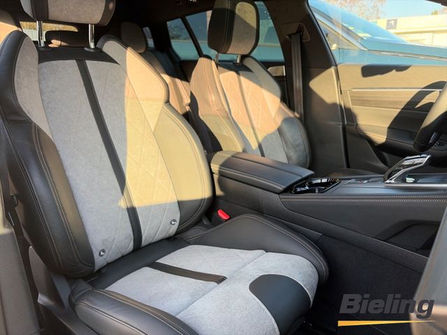 508 SW Plug In Hybrid 225 GT Sportpaket El. Pano