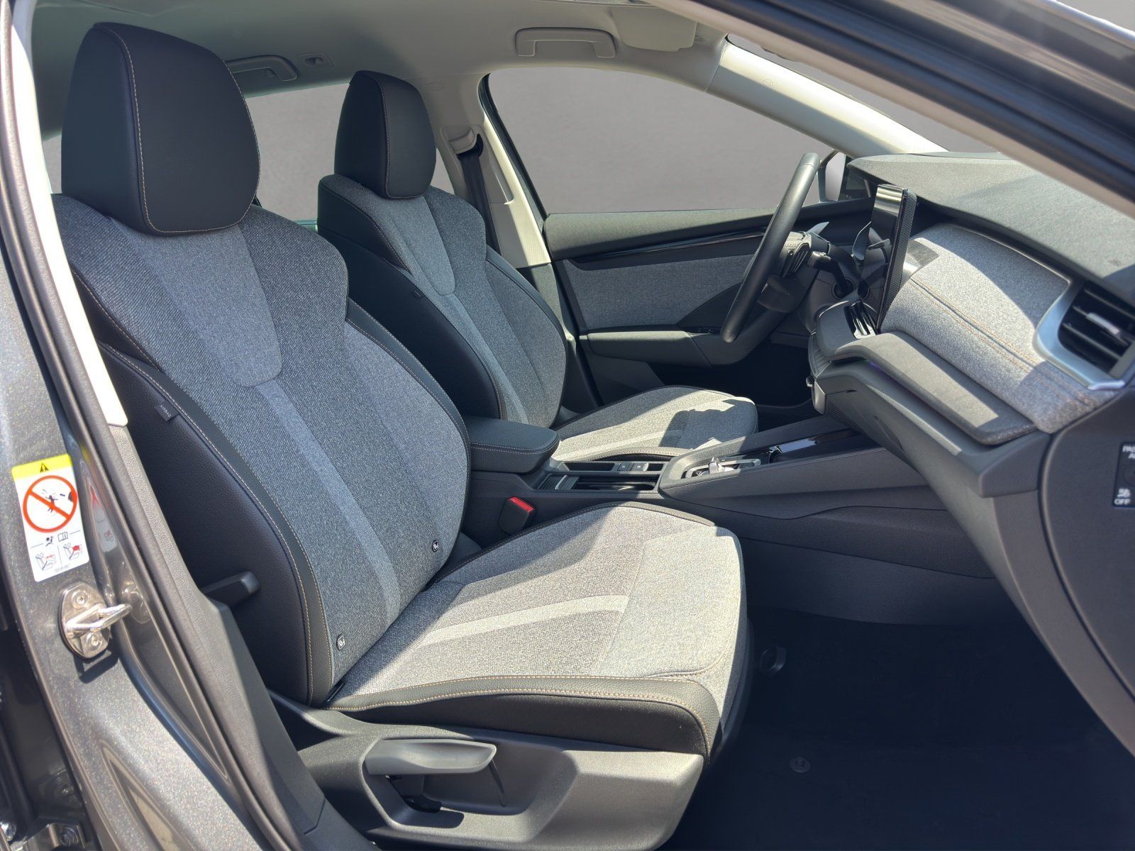 Fahrzeugabbildung SKODA Octavia 2.0 TDI DSG Selection/ACC/HUD/360°CAM/