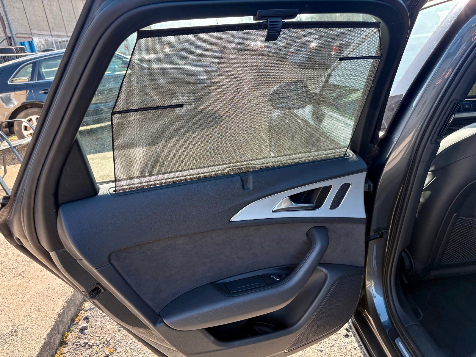 Fahrzeugabbildung Audi A6 Avant 3.0 TDI quattro Aut. S LINE SPORT Navi