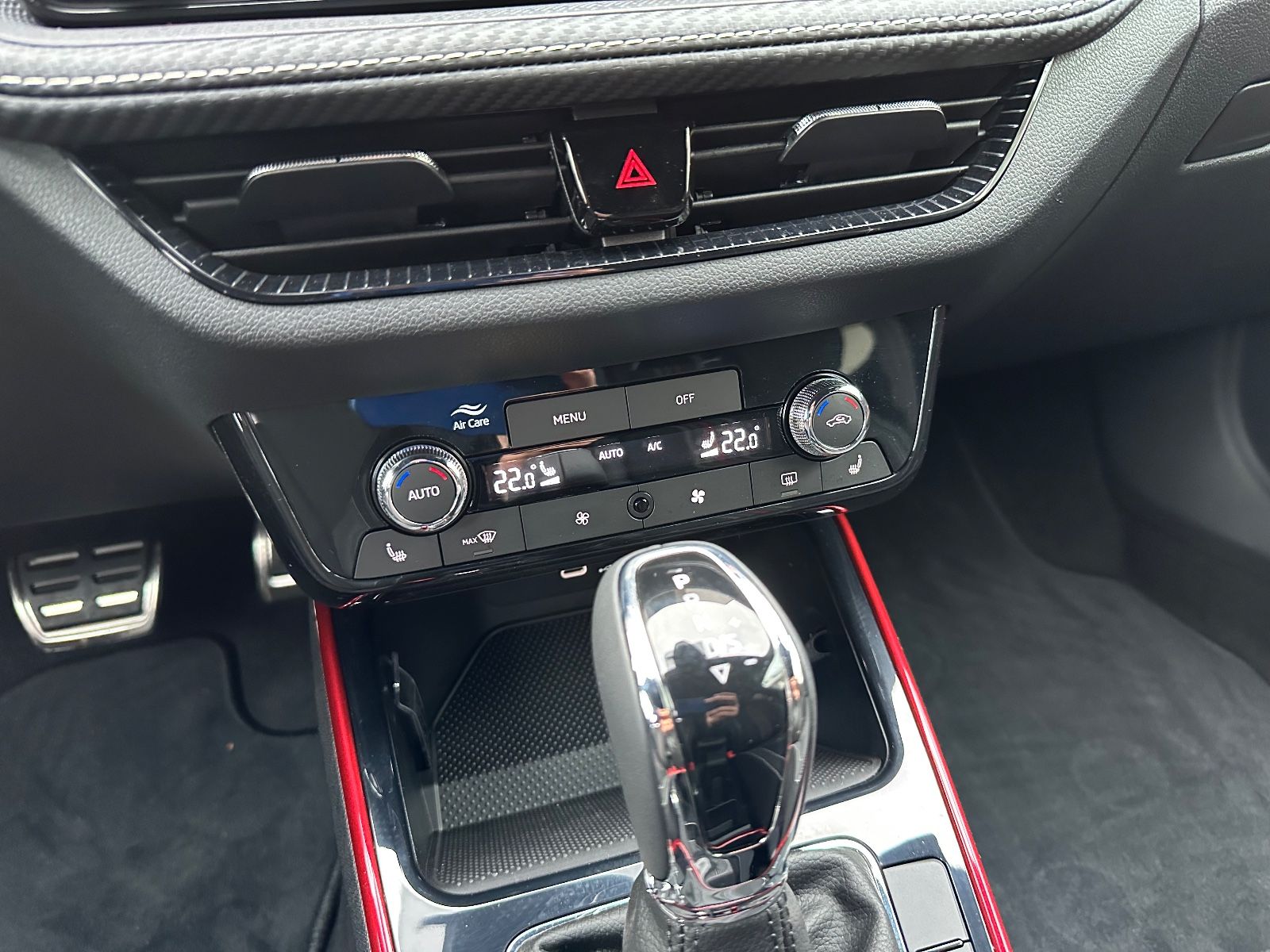 Fahrzeugabbildung SKODA Fabia Monte Carlo 1.0 TSI DSG ACC/SHZG/CarPlay