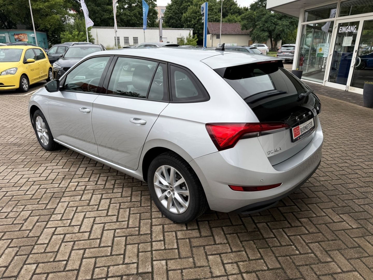 SKODA Scala 1.5 TSI EU6d DSG CarPlay SHZ RFK Alu LED - Image 4