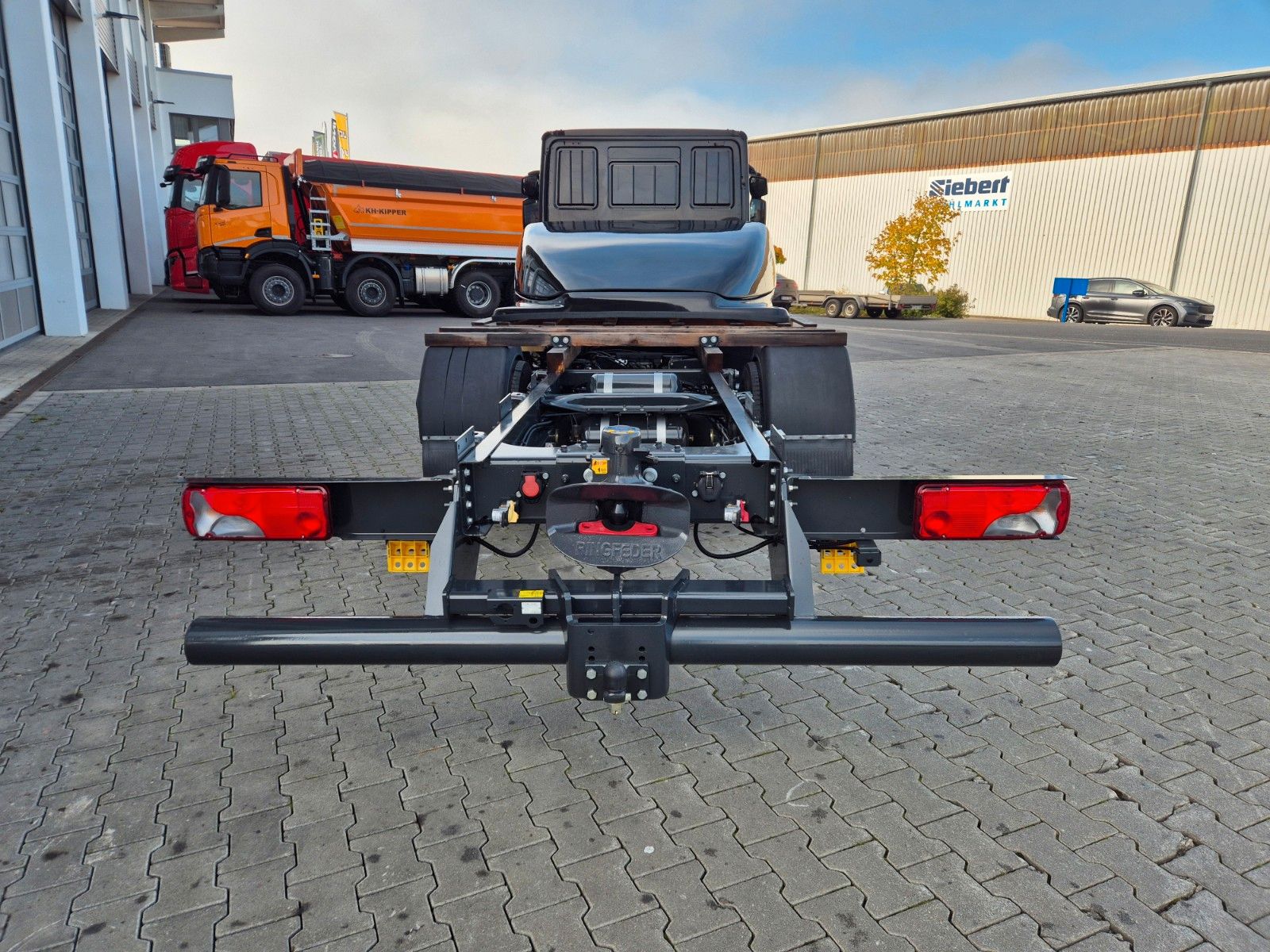 Fahrzeugabbildung Iveco Eurocargo ML80E22/P 2x AHK Klima Standh. Bett