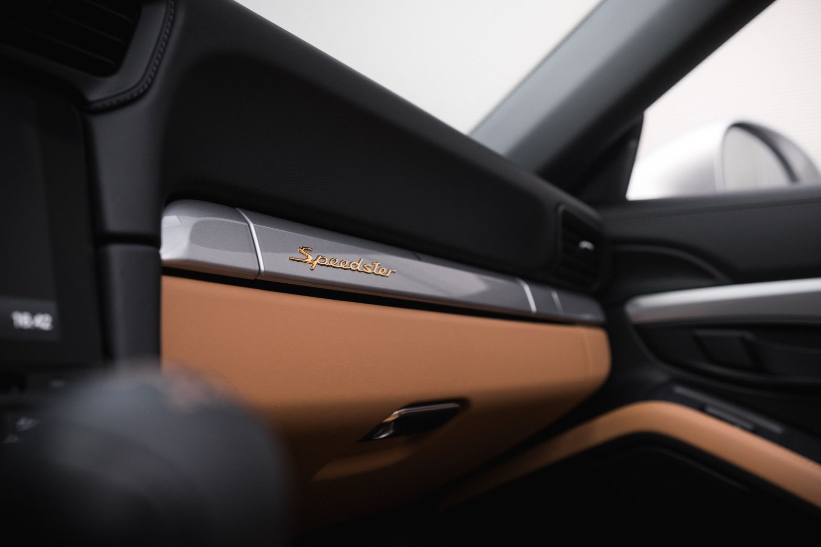 Fahrzeugabbildung Porsche 991/911 Speedster-Lift-BOSE-Kam.-90L-DAB-LED