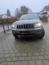 Jeep Grand Cherokee 3.0 V6 TÜV AU neu - Jeep Grand Cherokee aus 2012 mit Diesel-Antrieb