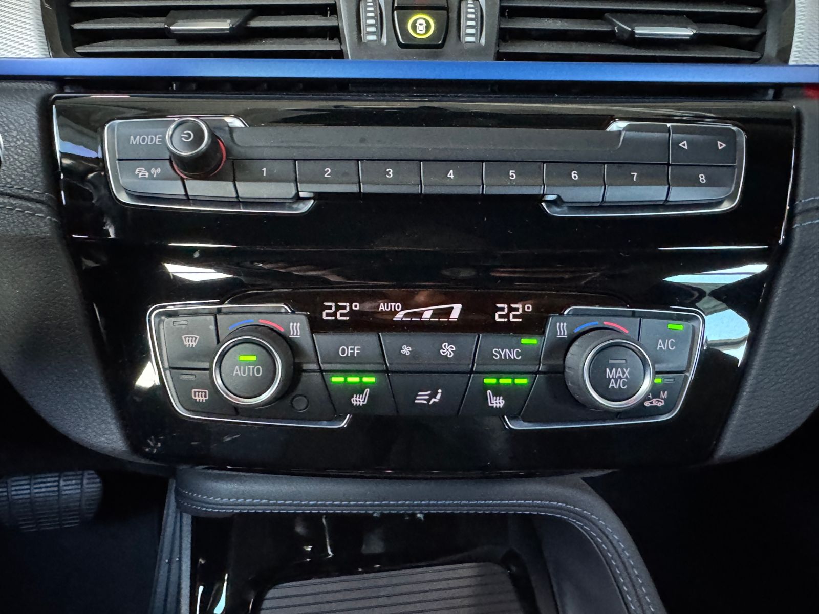 Fahrzeugabbildung BMW X2 xDrive M35 i  LED NAVI HEAD-UP