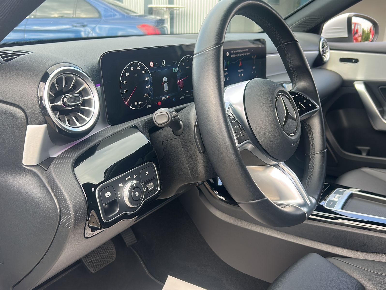 Fahrzeugabbildung Mercedes-Benz A 180 Progressive Advanced