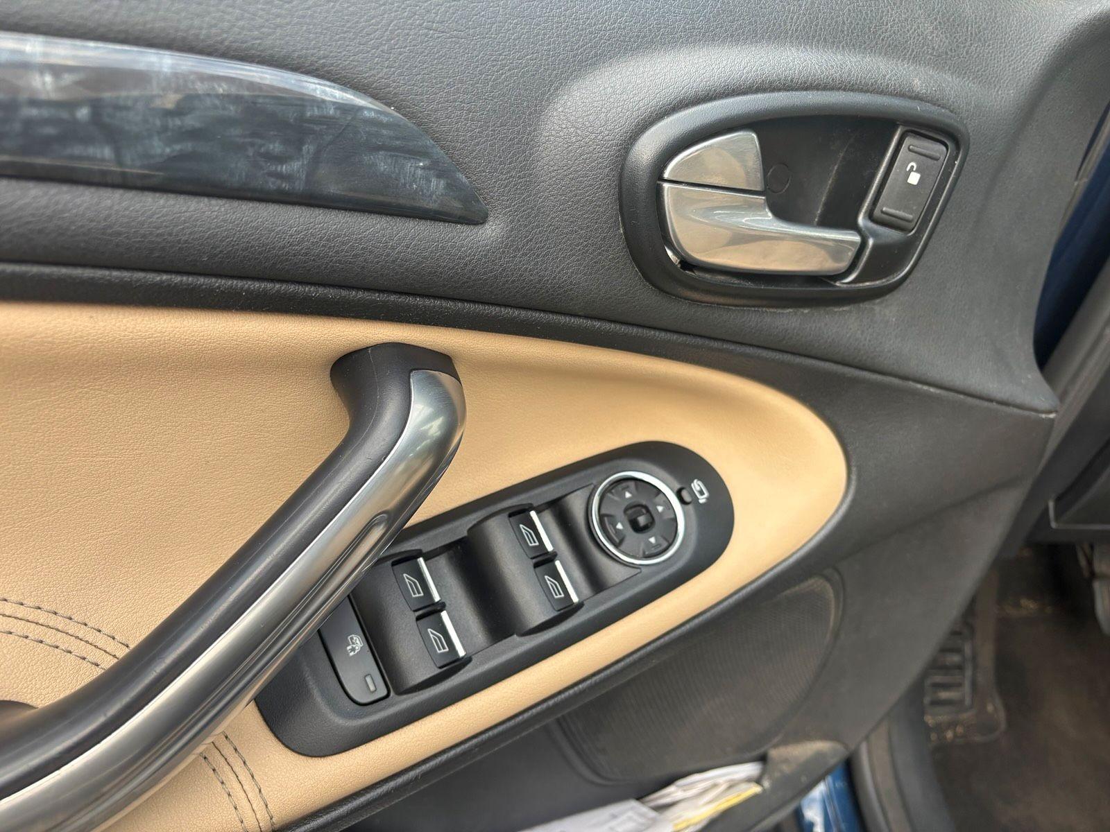 Ford Galaxy 2011 — photo 5
