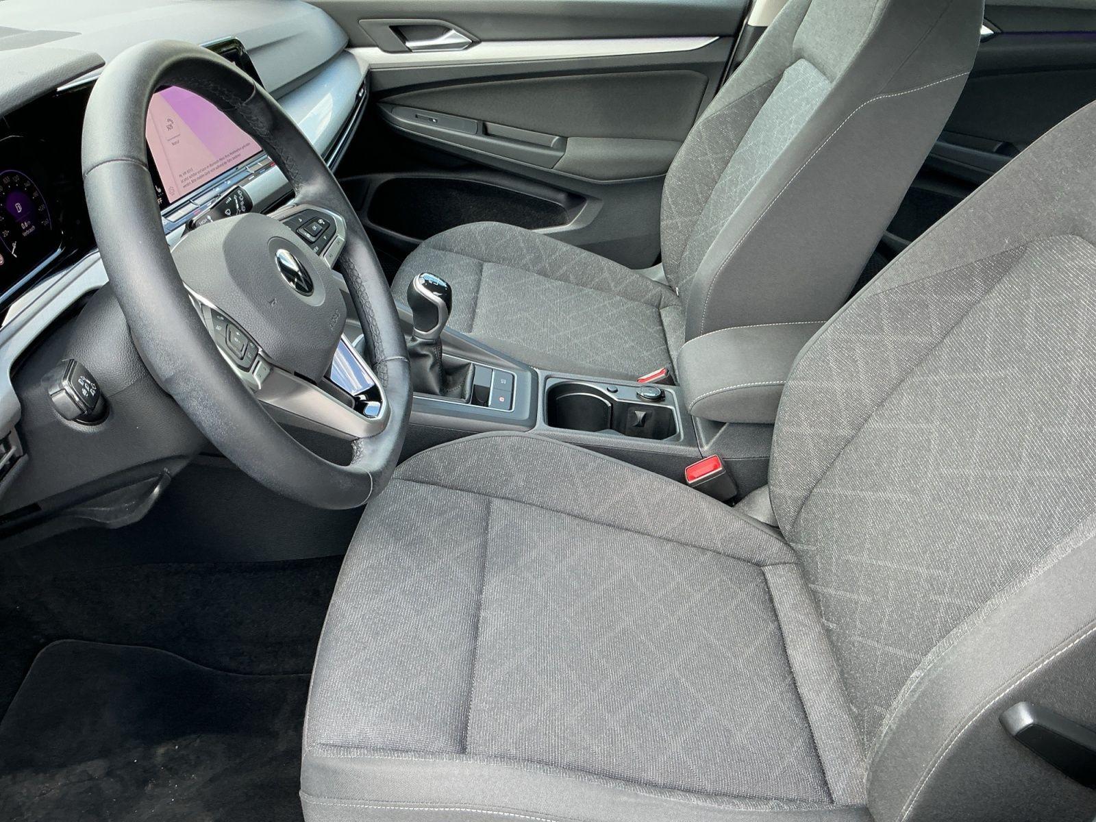 Volkswagen Golf VIII 1.5 TSI LIFE LED+NAV+APP+ACC+SHZ+2xPDC, миниатюра 12