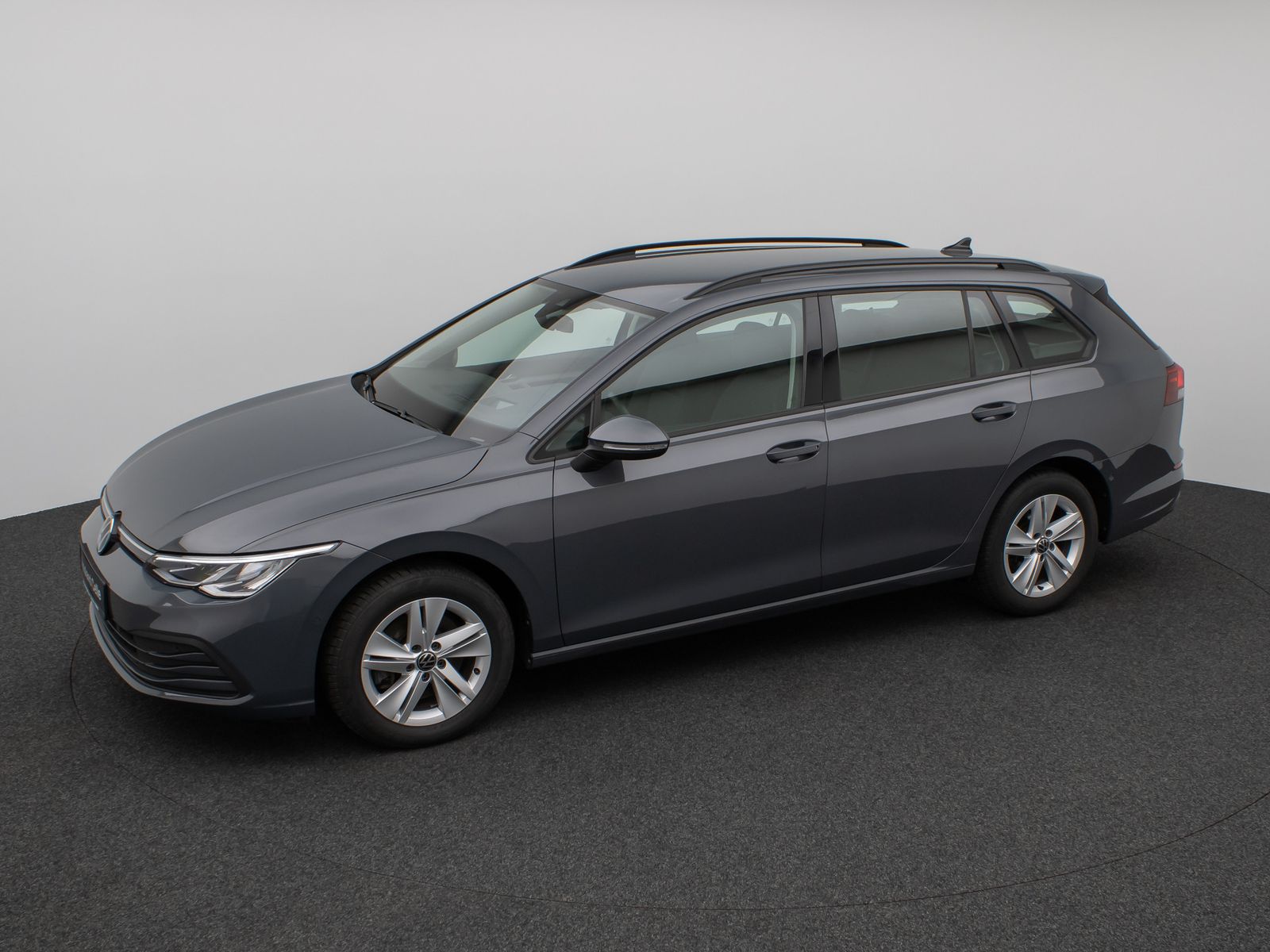 Fahrzeugabbildung Volkswagen Golf VIII Life 2.0 TDI SCR DSG HUD Kamera Lnkrhz