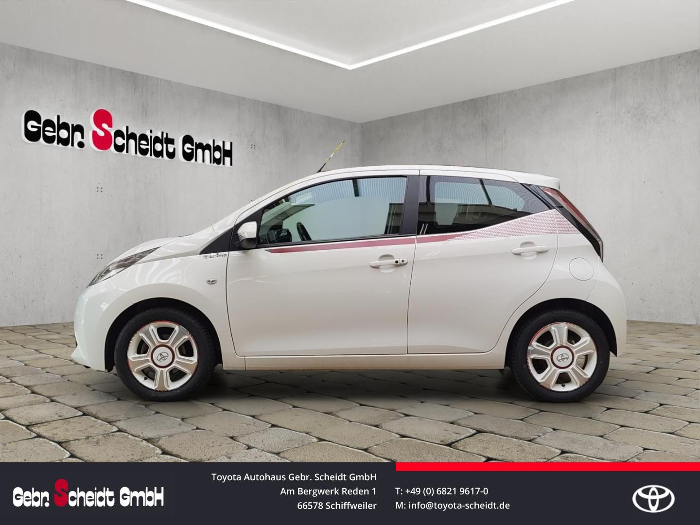Toyota Aygo X-Pose Faltdach Rückfahrkamera Klimaanlage 