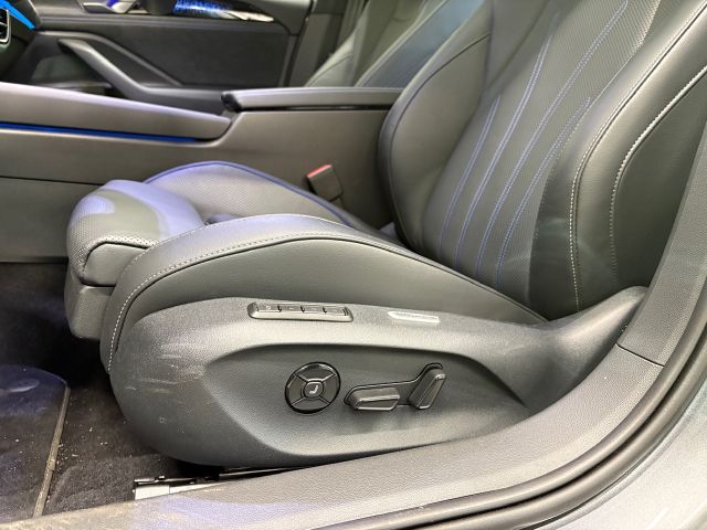 Passat Variant R-Line 1.5 TSI eHybrid DSG ACC PA