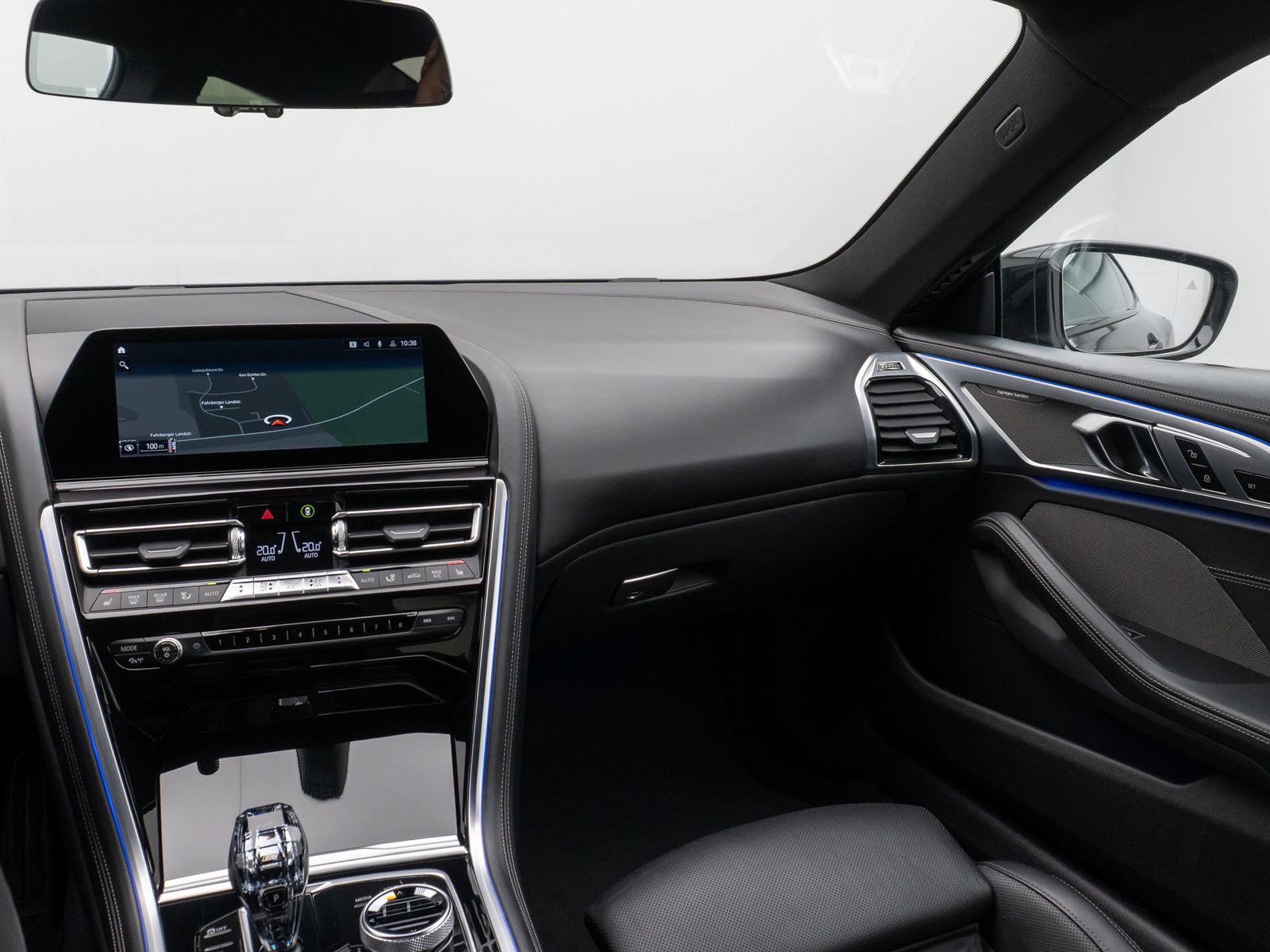 Fahrzeugabbildung BMW M850i xD Kamera HUD DAB H/K ACC SoftCl DisplKey