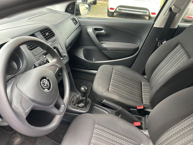 Fahrzeugabbildung Volkswagen Polo 1.0 +NaviZB+Klima+WR+Servo+