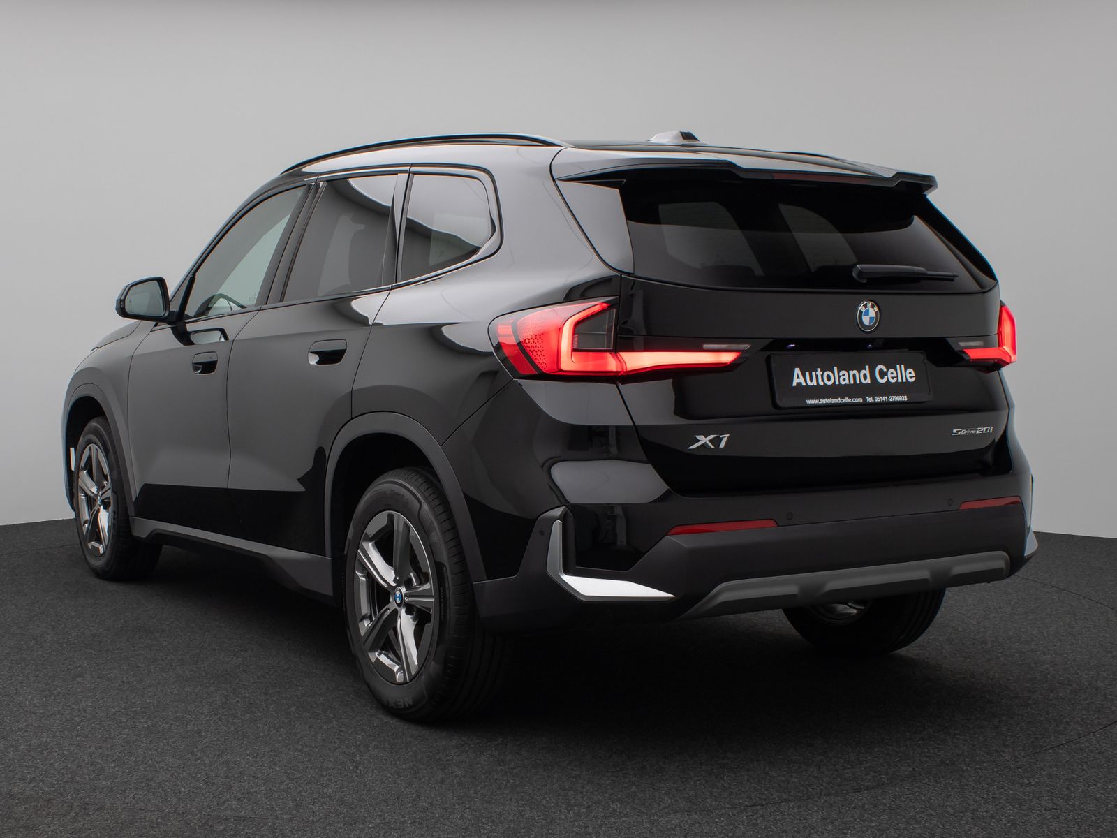 Fahrzeugabbildung BMW X1 sD20i Kamera DAB Lenkrhzg Komfort Sport AHK