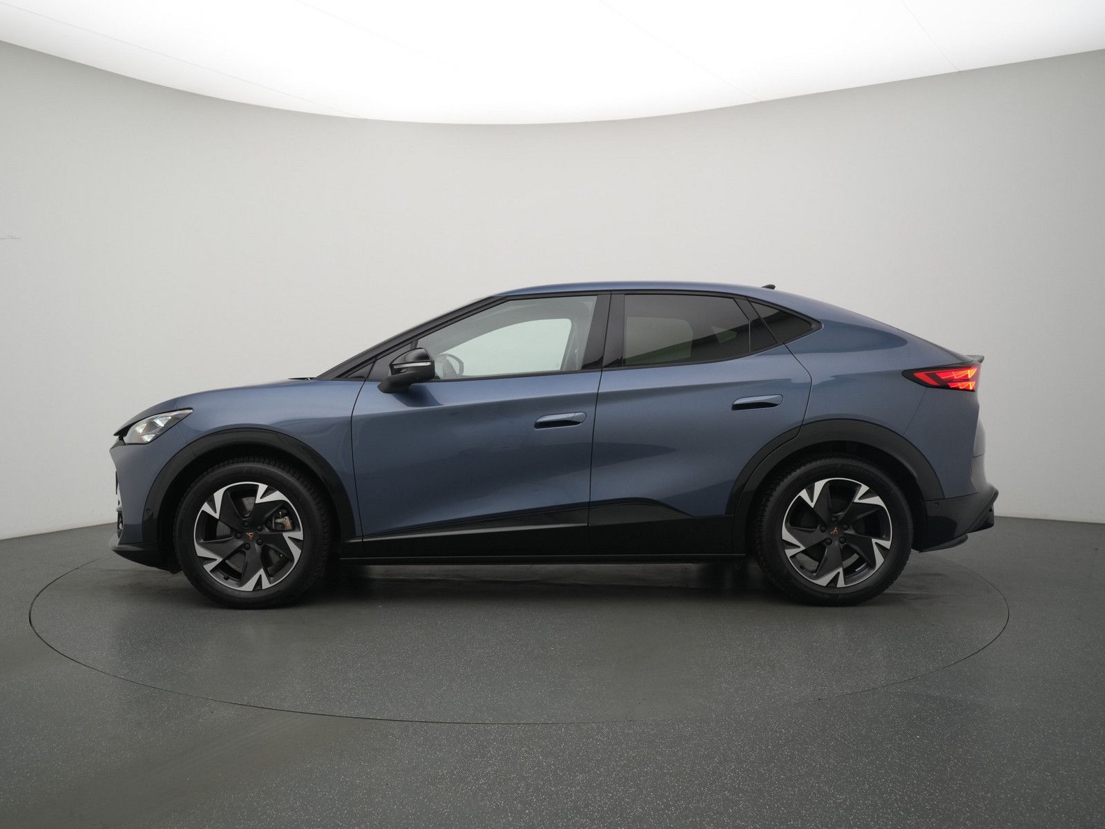 Cupra Tavascan - Bild 18