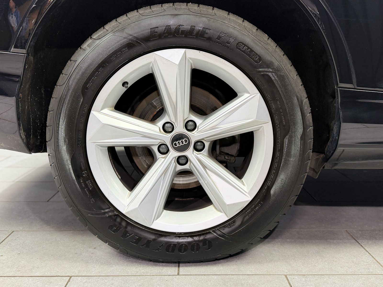 Fahrzeugabbildung Audi Q7 45 TDI quattro S line|PANO|KAMERA