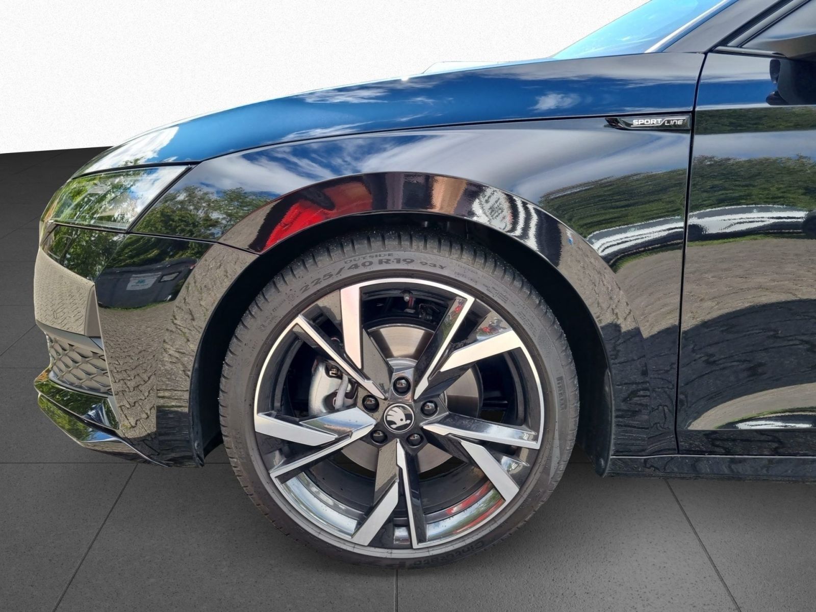 Skoda Octavia Combi 2.0TSI Sportl DSG 4x4 AHK Navi LED foto 8